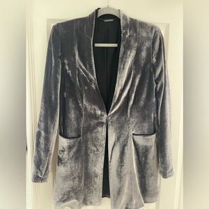 Elie Tahari women’s velvet blazer